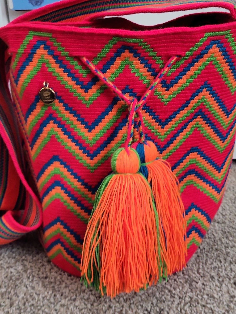 Yancy Hamdmade - WAYUU Tote Handwoven Pink Multicolor Tassel Bucket Bag